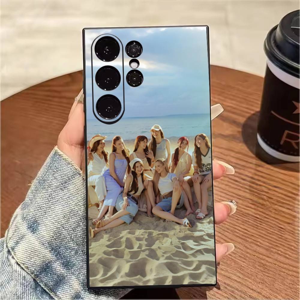 Чехол для телефона Girls Group B-BINIII-I GwenS для Samsung S25, S24, S21, S22, S23, S20, Ultra, S26, Plus, Fe, Note, 5G Черный