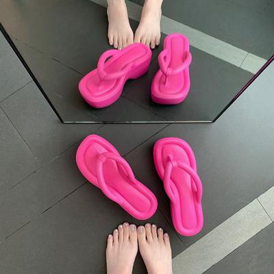 [] Руфь имеет тот же стиль~ губчатый торт толстая подошва увеличение высоты пляжные шлепанцы женские сандалии