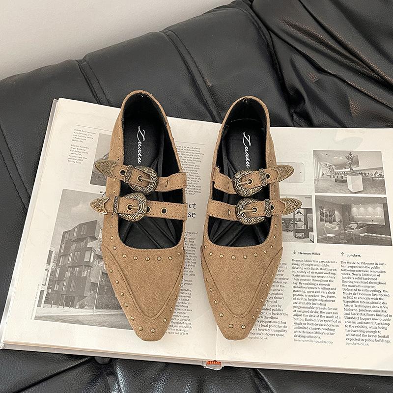 Ретро туфли Мэри Джейн с острым носком и пряжкой на одно слово, осенняя мода, французское чувство дизайна, туфли-клинья с заклепками, женская обувь