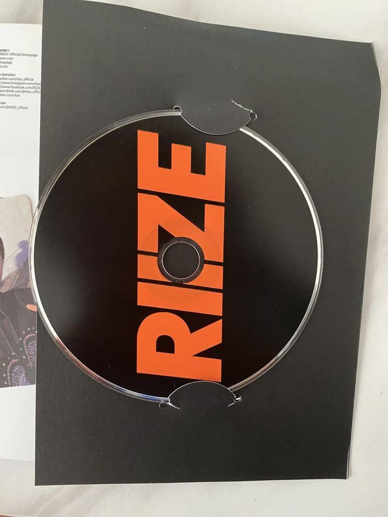 [USED] RIIZE Get A Guitar JAPAN EXCLUSIVE Ver.