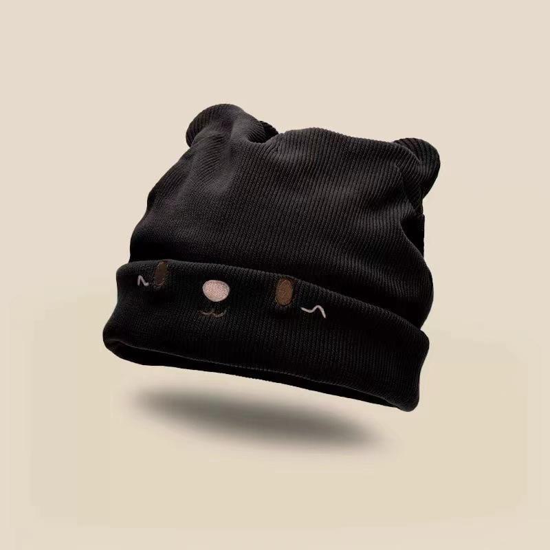 Женская шапка из плотной шерсти для большой головы — теплая, свободная вязка с ушами для осени и зимы