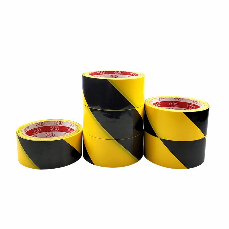Прочная черно-желтая предупреждающая лента «Зебра» – самоклеящаяся ПВХ-лента для пола. (18Y)