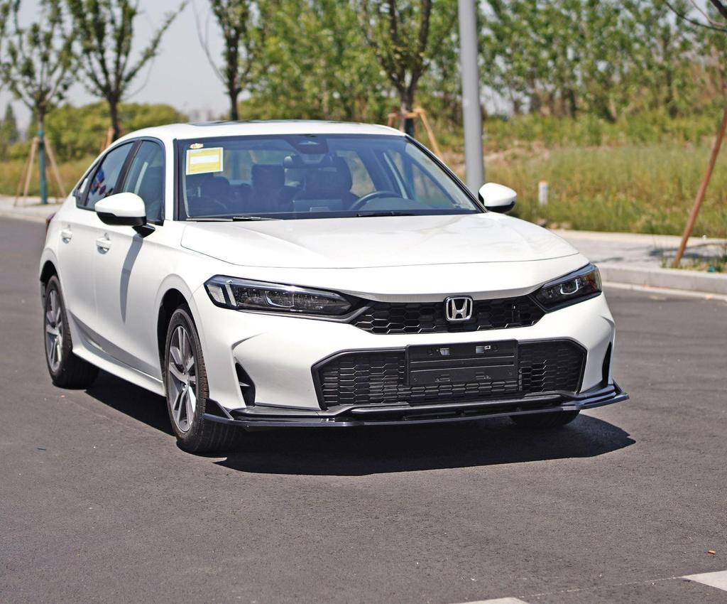 Передний сплиттер для Civic 11.5-го поколения 2025 года: Простая установка без сверления для неразрушающего обновления переднего сплиттера и комплекта обвеса.