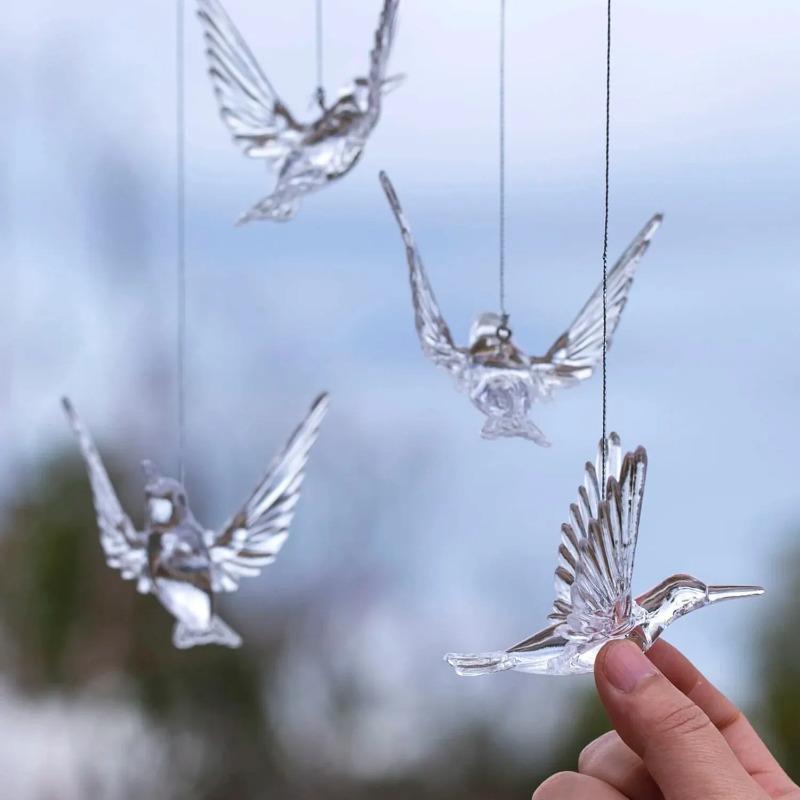 Набор из 4 подвесок в виде птиц из прозрачного акрила в случайном стиле для украшения дома, окон, улицы, сада, праздников и свадеб (Лента в комплекте)