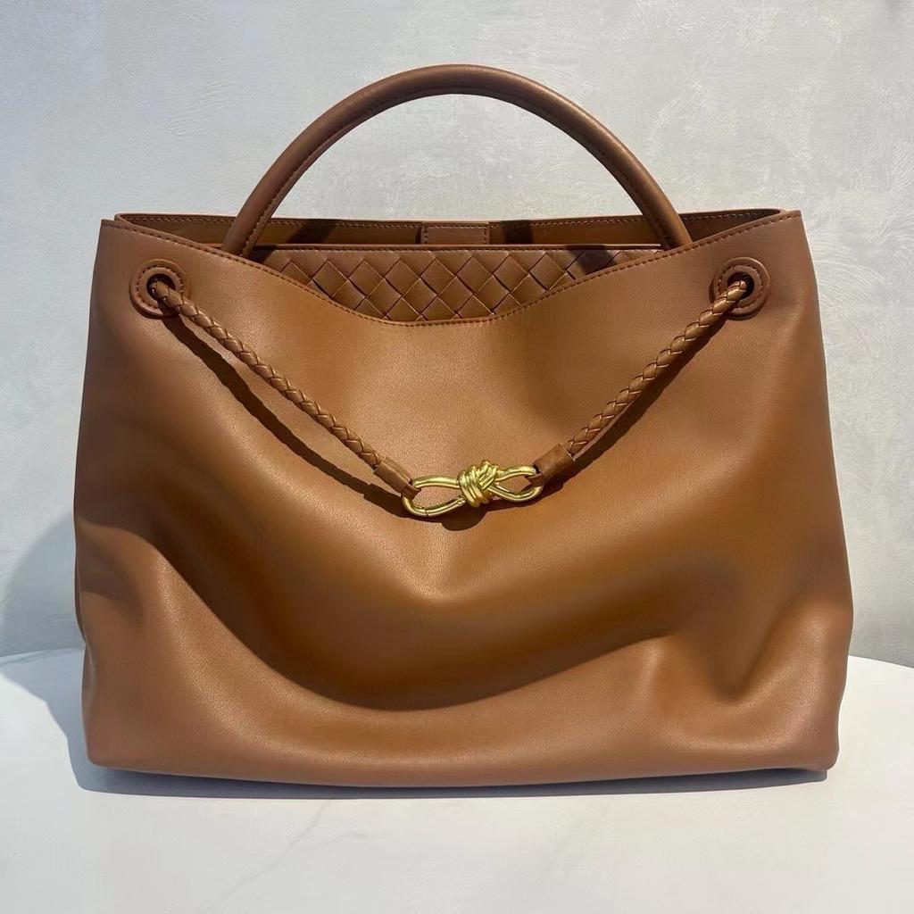 Women's 2025 New Texture Genuine Leather Large Capacity Tote Bag Women's Diagonal Cross Commuter Bow Single Shoulder Handbag