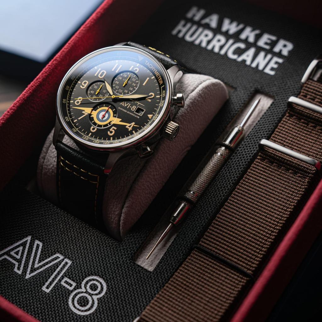 Мужские часы AVI-8 Hawker Hurricane Classic Chronograph, 43,5 мм - Корпус из нержавеющей стали, Тахиметрическая шкала и Отображение даты, Минеральное стекло, Водонепроницаемость 5 АТМ