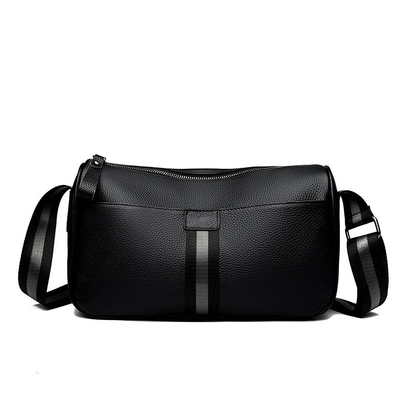 First Layer Cowhide Simple Men's Single Shoulder Crossbody Bag for Commuting and Leisure, Large Capacity Small Shoulder Bag, New Style Bag