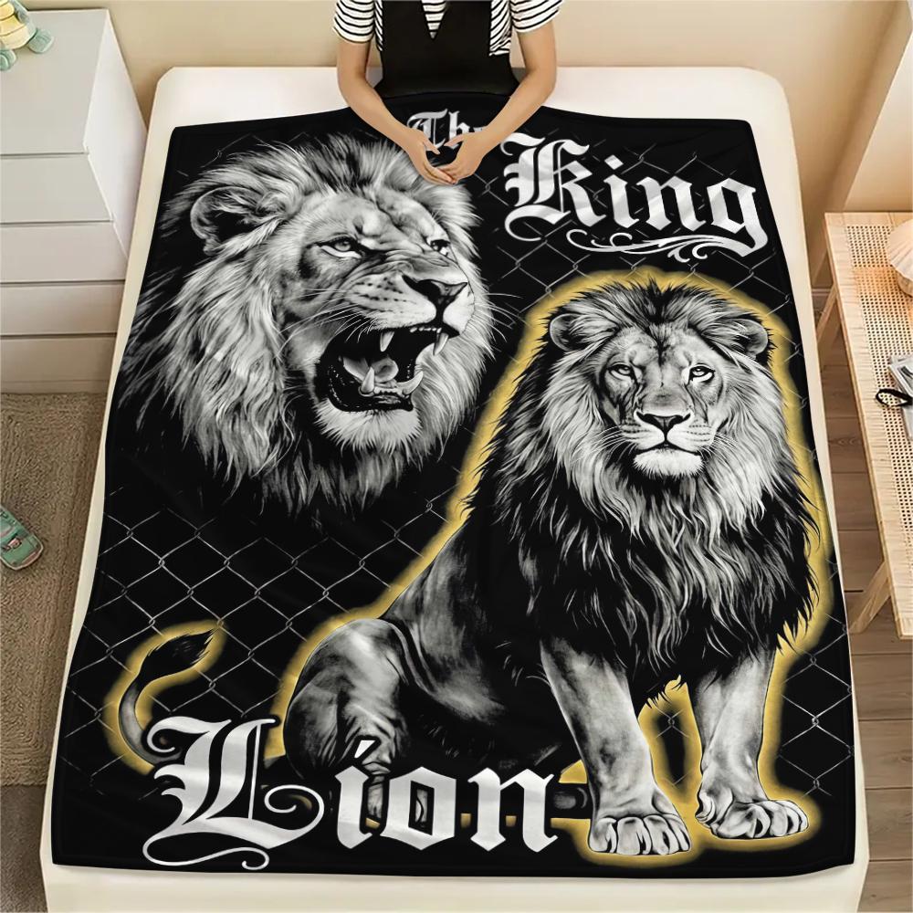 Split Mirror Lion Spider Print Flannel Blanket,High quality Comfortable for All Seasons,Home Decor,Warmth and Comfort,Perfect for Christmas Gifts