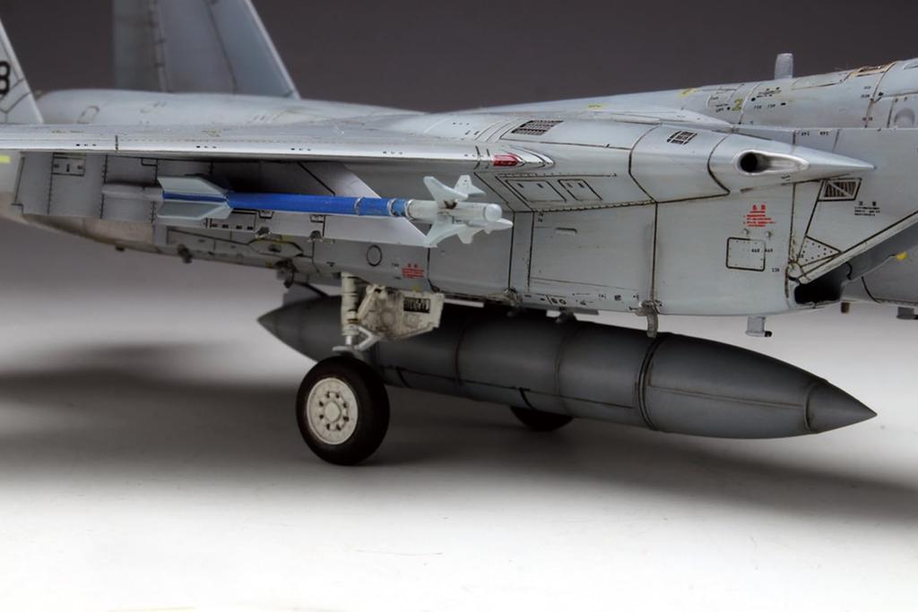 PLATZ Масштаб 1/72 Основной истребитель Воздушных сил самообороны F-15J Eagle Пластиковый набор для сборки AC-16SP с листом камуфляжного рисунка