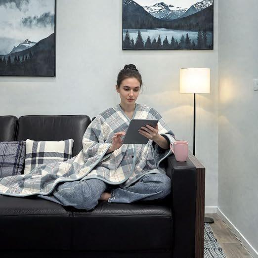 Double Sided Plaid Wearable Blanket Shawl with Pockets Warm Fleece Wrap Throw for Office Home Travel