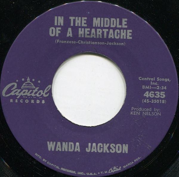 7-дюймовая пластинка WANDA JACKSON - In The Middle Of A Heartache / I'd 4635 Capitol Records 1961 US Поп Б/У