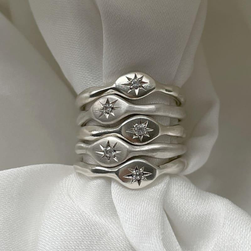 Melliv Melting Star Ring_mvr18