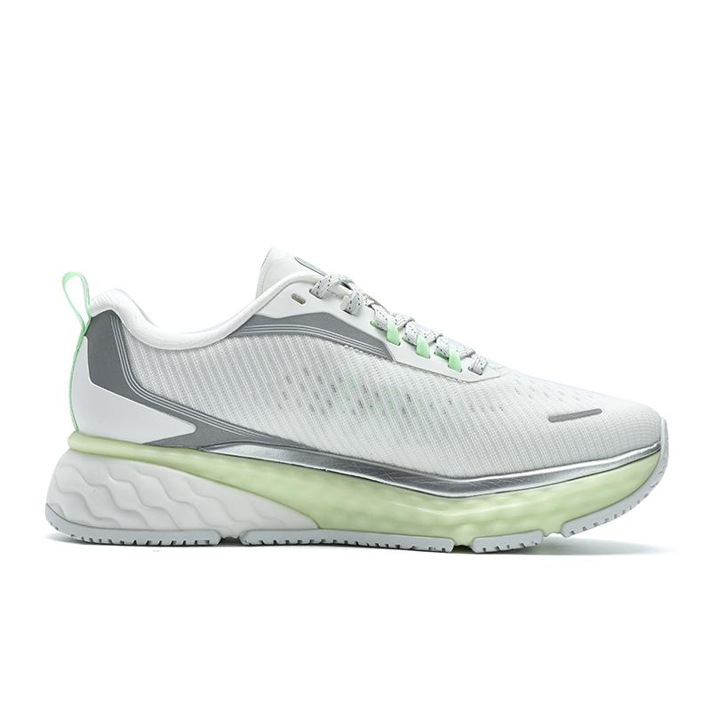 Fila SPD Cheetah Минималистичные Дышащие Модные Универсальные Низкие Кроссовки Женские кроссовки Белые A12W431106FSW