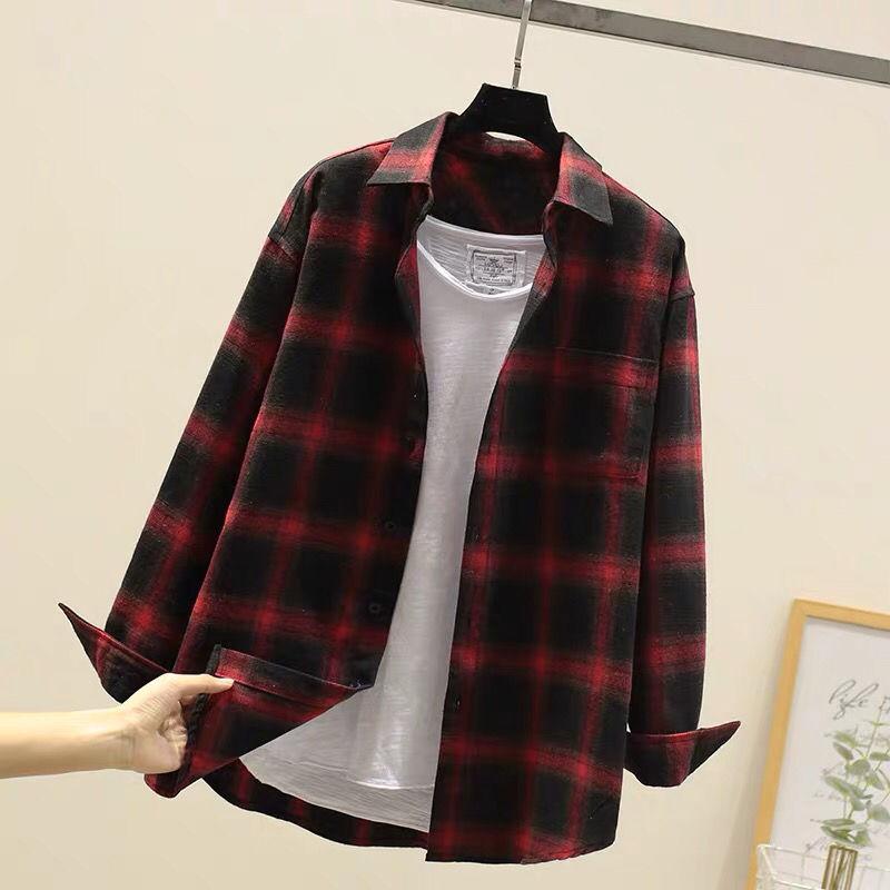 Men's Long-Sleeve Plaid Shirt - Autumn Hong Kong Style, Trendy Korean Slim Fit, Casual Jacket for Couples