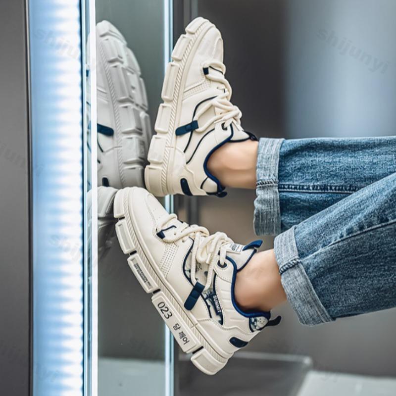 Модная мужская новая модная тенденция повседневная низкая посадка обувь на толстой подошве весна 2025 удобная универсальная нишевая конструкция нескользящие массивные кроссовки