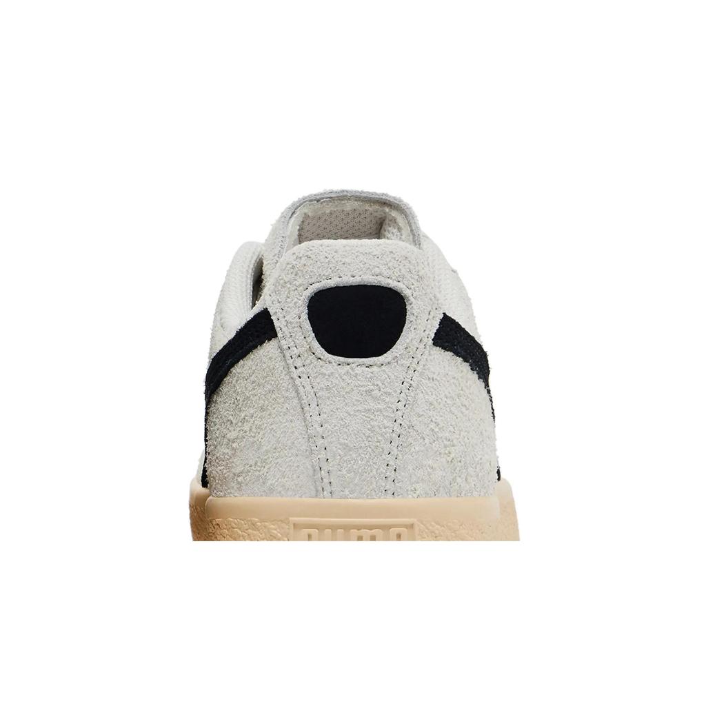 Puma Clyde 'Hairy Suede - Sedate Grey' (Unisex) Sedate Grey / Cashew Skate Shoes 393115 01