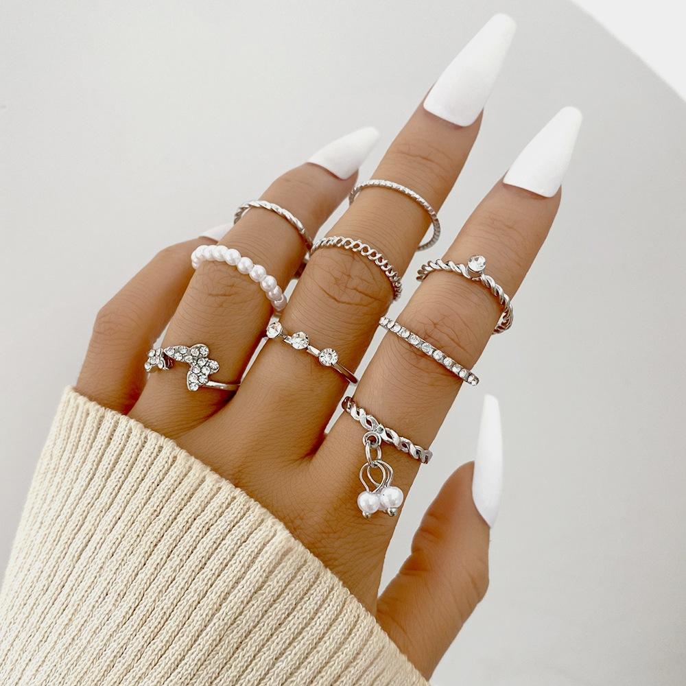 Fashion Hollow Butterfly Ring Set 9PCS Elegant Vintage Crystal Women Finger Cute Pearl Jewelry Wedding Party Gift