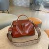 Cowhide Niche Versatile Women's Bags Single Shoulder Messenger Bags Simple Women's Bags Zipper Dumpling Bags Large Capacity