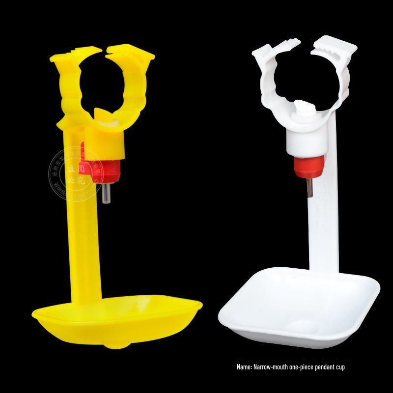 Автоматическая поилка для кур с подвесной чашкой и шаровым клапаном из нержавеющей стали