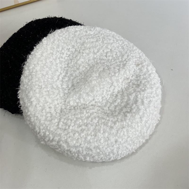 Trendy Shiny Peacock Yarn Beret Female British Retro Bud Hat Versatile Face Small Knitted Painter Hat
