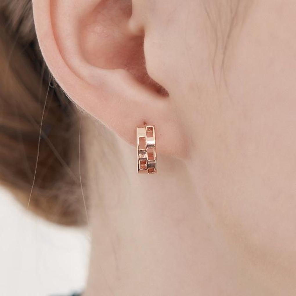 [ELLE Jewelry] Серьги-кольца из 14-каратного золота Square Space с замком-защелкой ELGPEE552