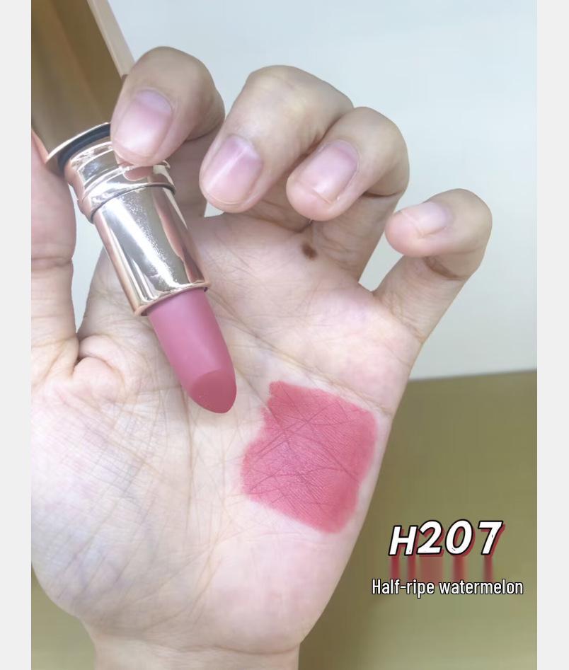 Huris Soft Focus Velvet Lipstick – Матовая, Не сушит, Не липкая, Идеально для вечеринок