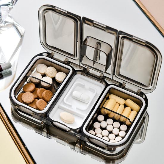 Экономия места в коробке для таблеток с помощью резака для ПК. Держатель для витаминов. Органайзер для таблеток для общежития.