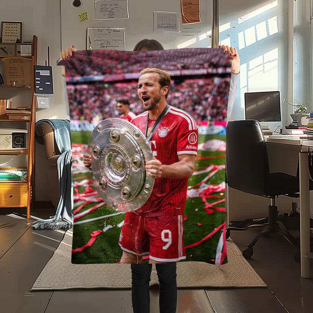 Kane9 Printed Flannel Blanket, soft throw for bedroom sofa, washable,soccer fan merchandise, great gift.