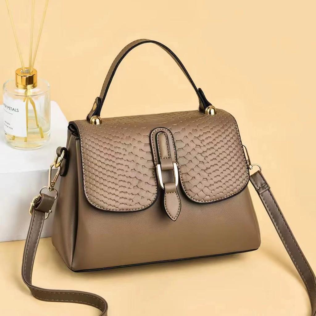 Elegant Urban Chic Small Square Handbag In Various Colors Perfect For Daily Use