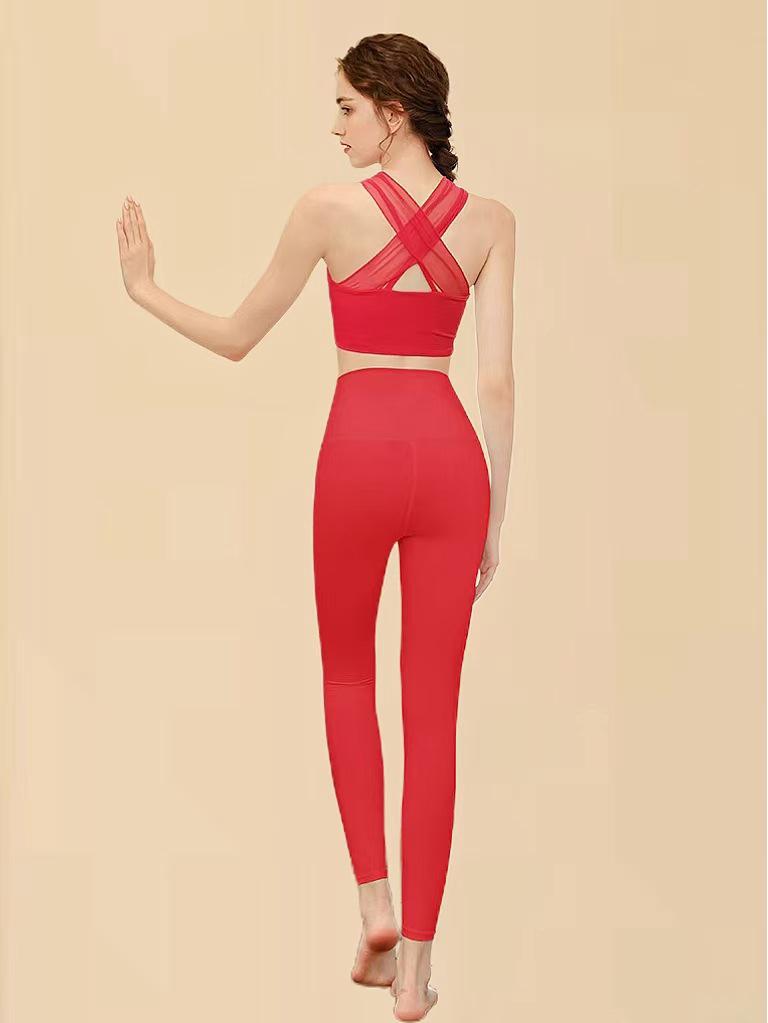 Женский сет для йоги из сетки высокого класса с нагрудными вкладышами - Сексуальный фитнес-костюм из двух частей