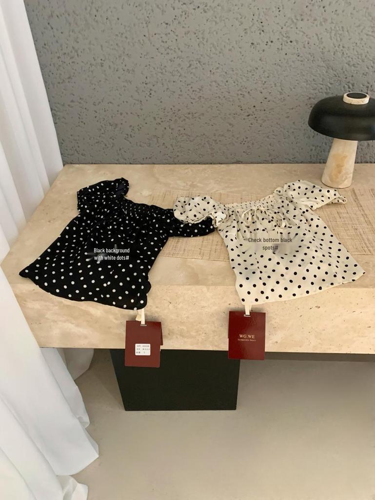 Женская блузка в горошек с коротким рукавом и квадратным вырезом со шнуровкой Guangzhou - Осенне-зимний тренд