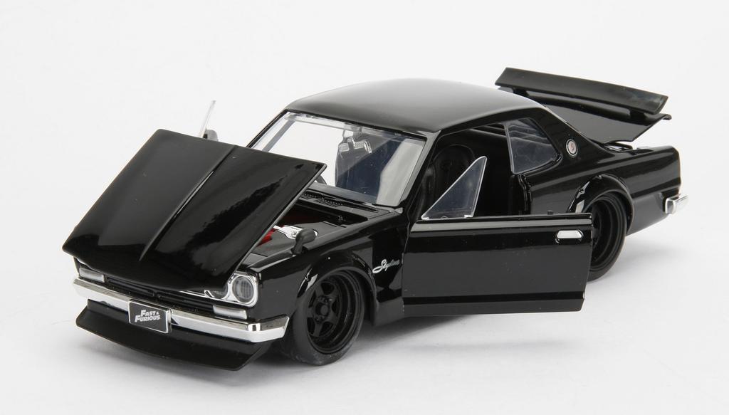 JADA TOYS 1/24 Scale Diecast Model Car, Fast & Furious Brian's Nissan Skyline 2000GT-R, from the Fast & Furious Series, Featuring Hakosuka
