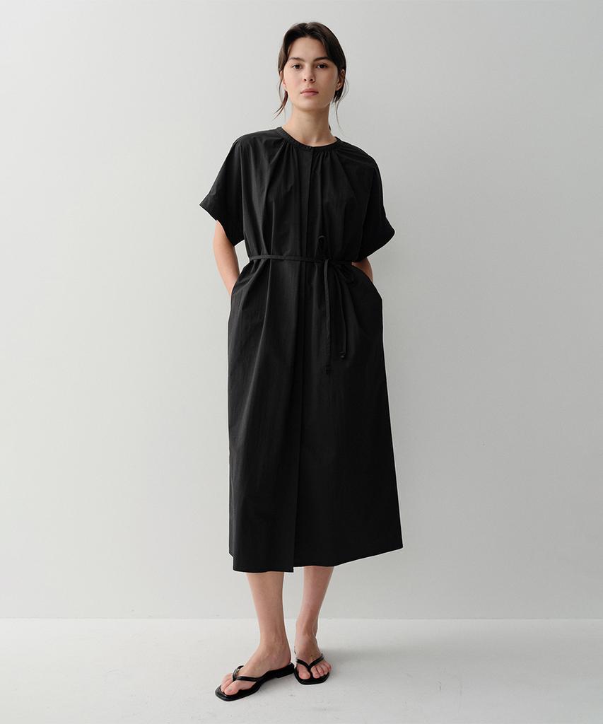 Ia Talia Shirring Dress (Black)