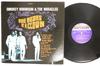Виниловая пластинка SMOKEY ROBINSON  THE MIRACLES  Tears Of A Clown M5156V1 MOTOWN 1981 США Соул-фанк Б/у