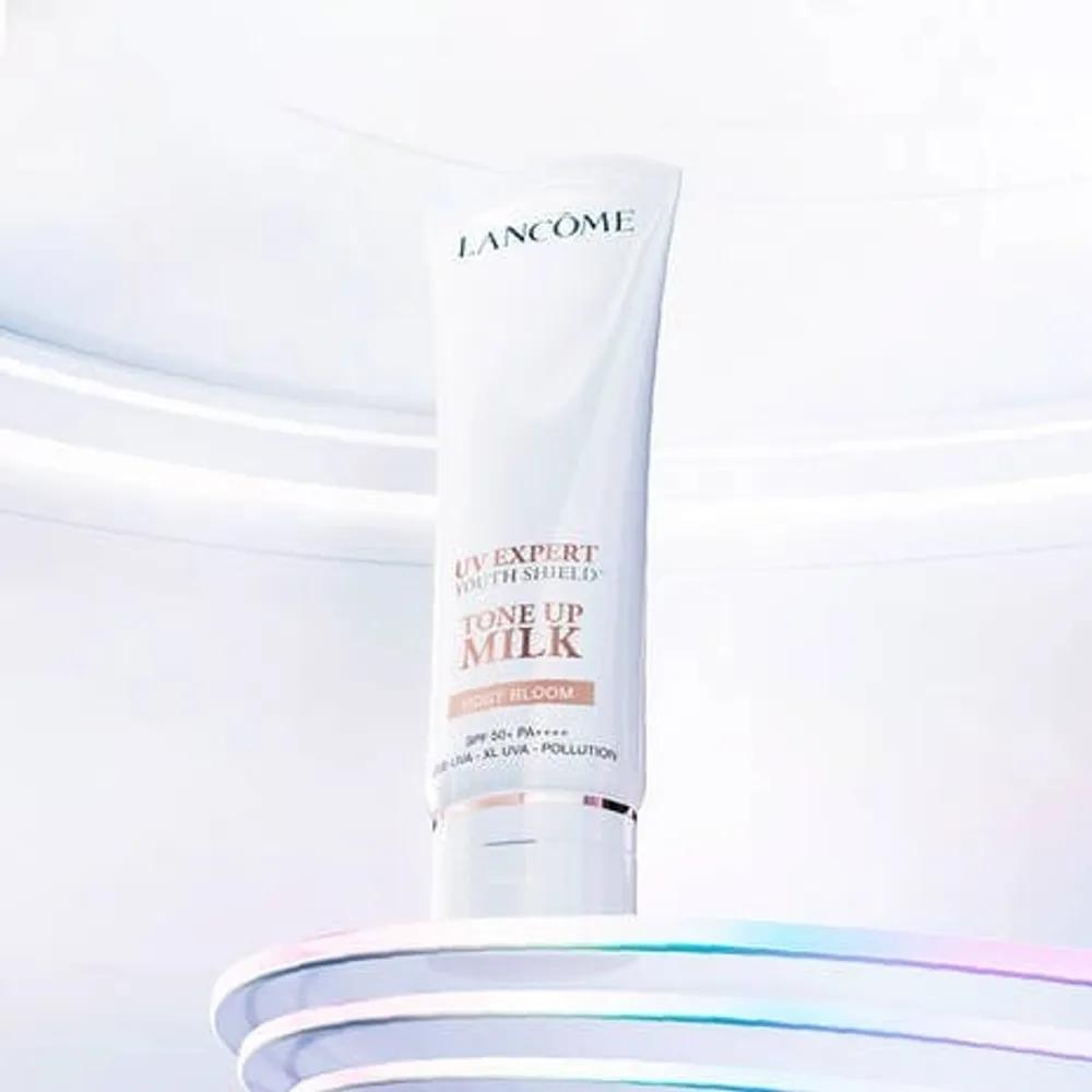 Lancôme UV Expert Tone-Up Cream BB Cream SPF50 50ml