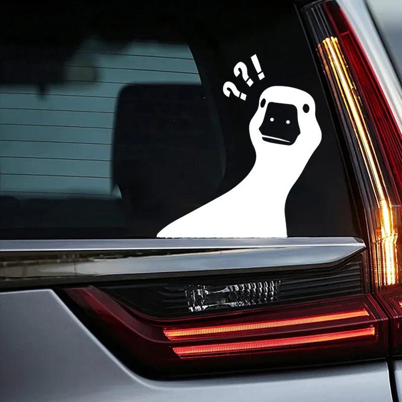 18X16Cm Doubtful Goose Car Sticker Vinyl Film Funny Decal For Car Body Bumper Windows Motorcycle Laptop Walls Auto Accessories Quality
