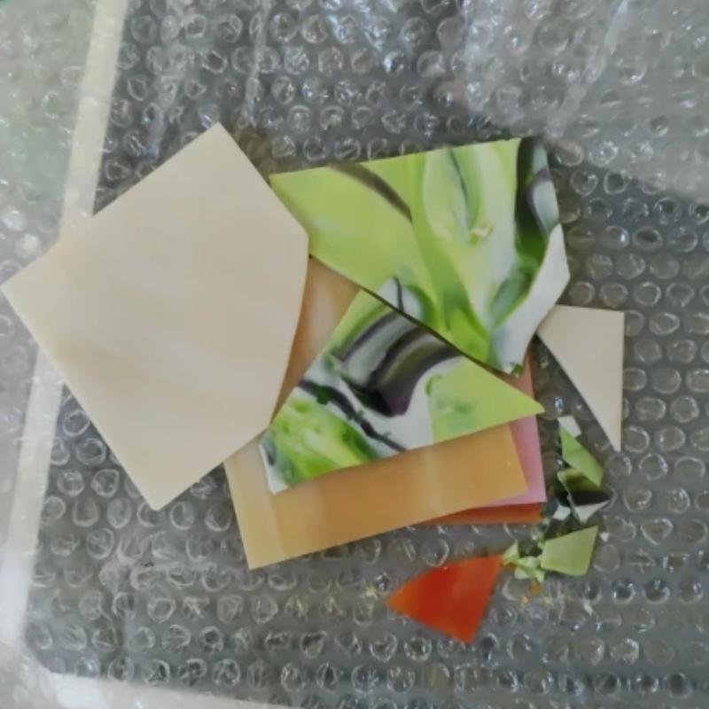 Irregular Church Mica Glass Mosaic Tiles Transparent Broken Glass Pieces for Craft DIY Wall Decorative Mosaic Materials