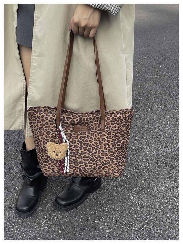 Сумка-тоут в европейском ретро-стиле с леопардовым принтом: Модная, Универсальная, Вместительная наплечная сумка-тоут для женщин