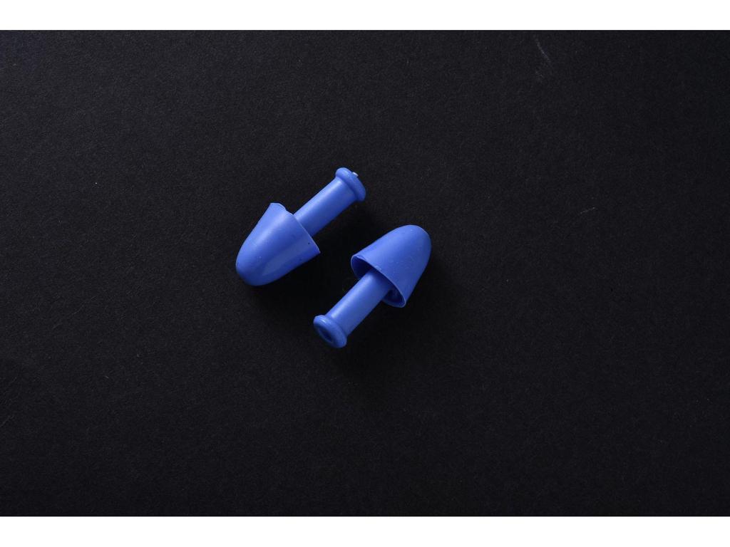 Soundproof Silicone Earplugs for Kids & Adults: Ideal for Sleeping, Diving, Swimming, Bathing, with Nose Clips & Spiral Cochlear Design.