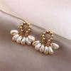 French Vintage Pearl Earrings for Women's High-end Earrings 2024 New Light Luxury Versatile Earrings
