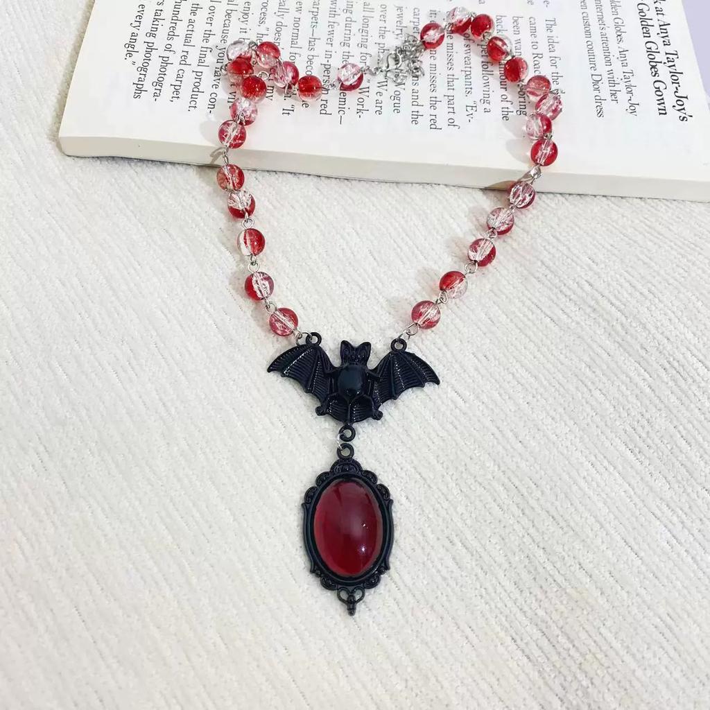 New Fashionable Dark Gothic Red Bat Crystal Necklace Halloween Men's And Women's Beaded Trendy Jewelry Accessory