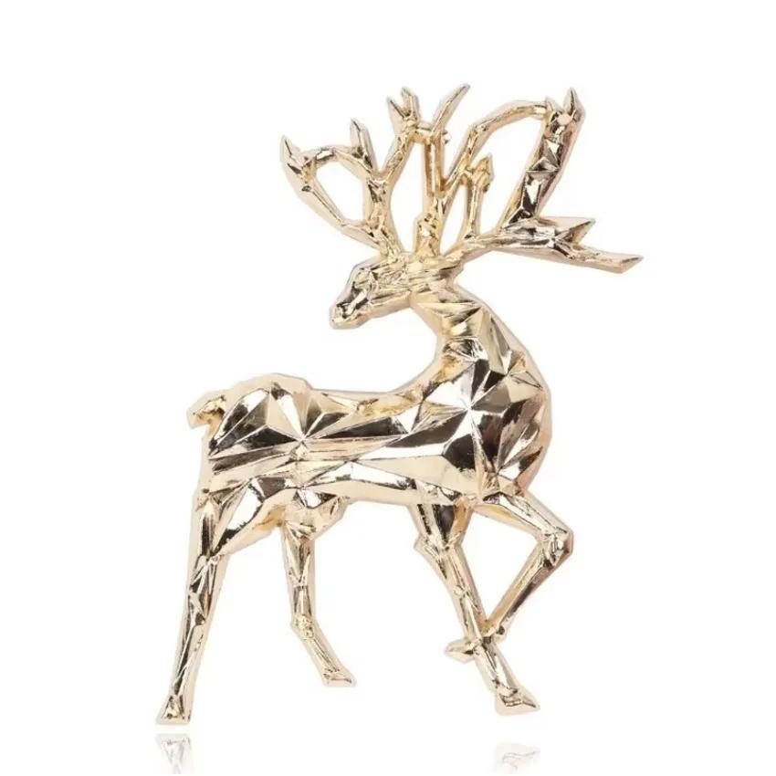 Creative 1 Pcs Mini Exquisite Golden Christmas Deer Animal Clothes Brooch Men And Women Clothing Hundred Matching Accessories