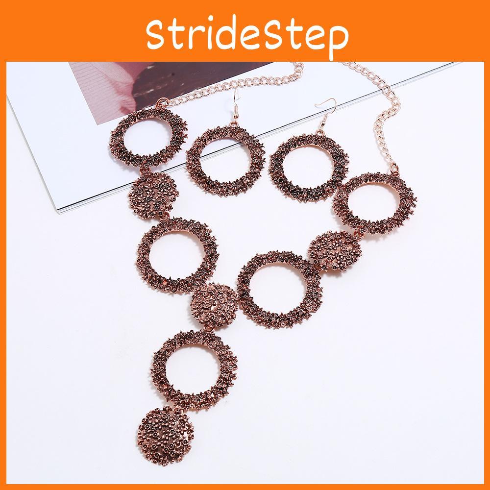 European Style Geometric Metal Pendant Necklace For Elegant Evening Wear