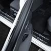 Автомобильные накладки на пороги из углеродного волокна Красные Черные Наклейки на пороги Volvo XC90 V90 V60 XC60 V40 S80 S60 S90 C40 XC40 V70 XC70 C30 C70