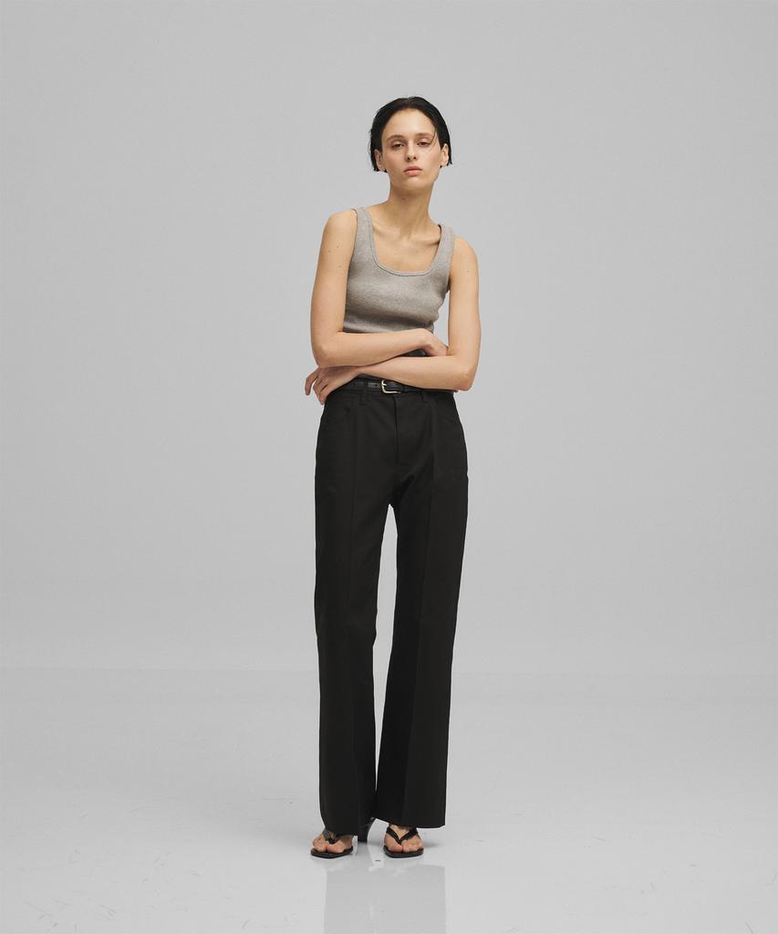 ЕЩЕ ОДНА ЖЕНЩИНА В ОФИС W. Брюки Bootcut из твила по фигуре (черный)