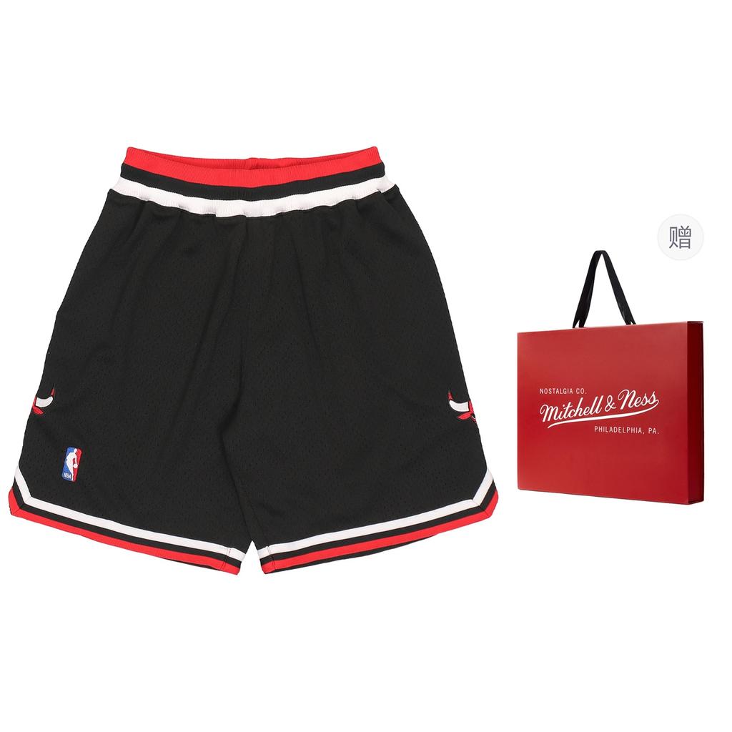 Mitchell & Ness Официальные шорты НБА Chicago Bulls Альтернативные 1997-98 'Черно-белые' Мужские ASHRGS18113-CBUBLCK97