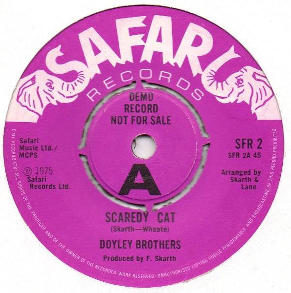 7-дюймовая пластинка DOYLEY BROTHERS - Scaredy Cat / Little Smile SFR2PROMO Safari Records 1976 UK Soul/Funk Б/у