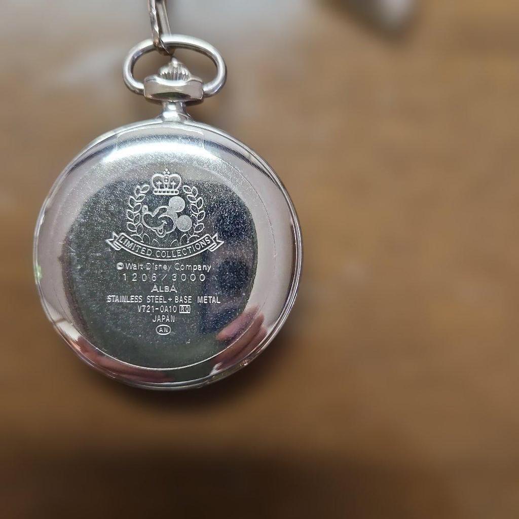 Used Brand new and unused ALBA MICKEY MOUSE pocket watch, battery replaced this month