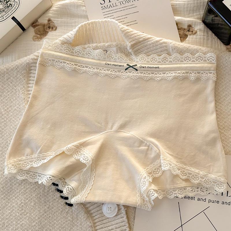 Retro Flat-Leg Women's Class A Cotton Antibacterial Lengthened & Widened Panties with All-Cotton Crotch.