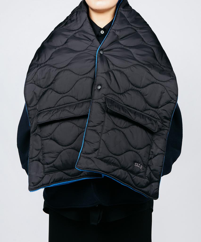 Yale [Onemile Wear] Стеганый кейп с карманом Черный/Слоновая кость